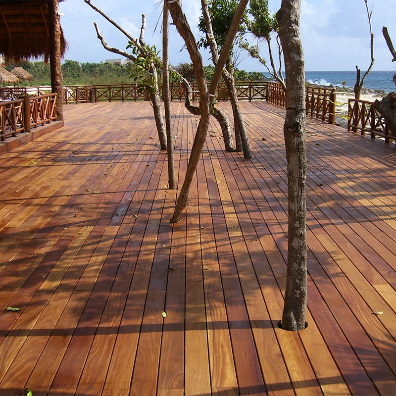 Decking Bozovich